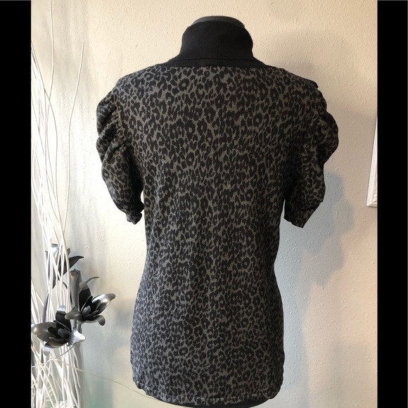 Turtleneck  blouse black and grey print - Picture 2 of 7